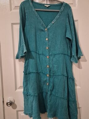 Easel | MEDIUM | 3/4 sleeve W/ Washed Looked Button Down Dress